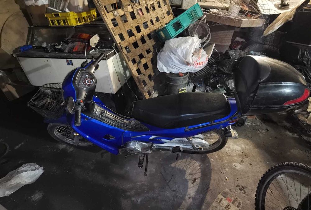 Скутер Lifan LF LF50Q-2A