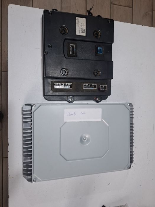 Calculatoare Hitachi 210