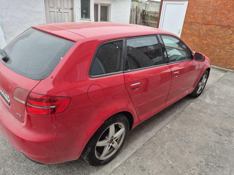 Vând Audi A3 1.6 TDI 2011