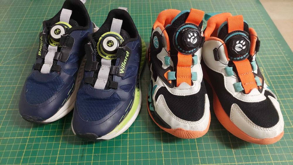 Pantofi sport adidasi stare buna 30 32 inchidere rotativa willard