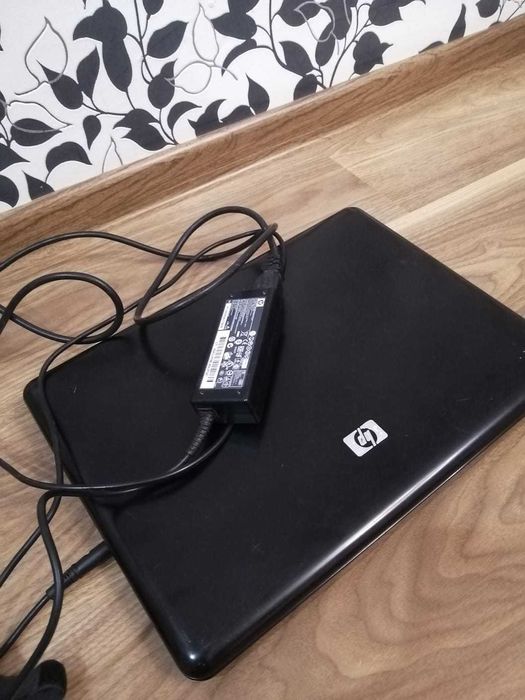 Ноутбук HP самсунг хороший