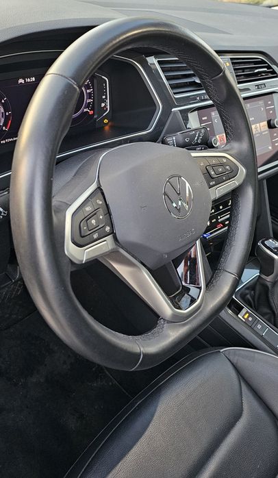VW Tiguan PHEV 2021