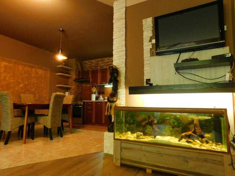 Дава се под наем Тристаен апартамент в Бургас, Лазур - 100 кв.м за 612 € - Снимка #4