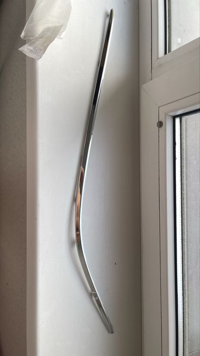 Молдинг на Mercedes-Benz