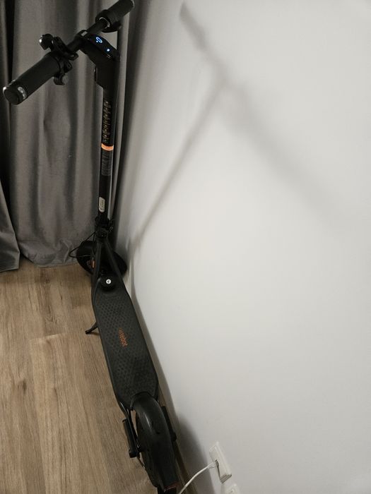 Trotinetă electrică Ninebot F2 25 km/h