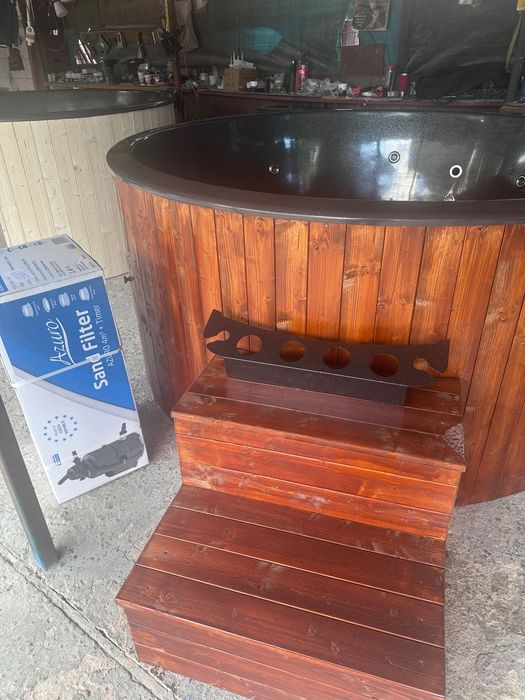 Ciubăr din fibră de sticlă cu hidromasaj/aeromasaj – produs în România