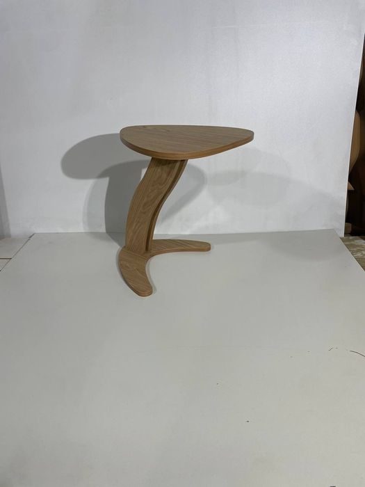 Столик  журнальный , прикроватный, кофейный для дивана