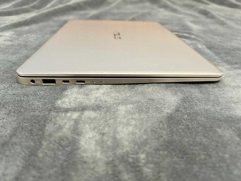 Laptop Asus VivoBook s14 S406U