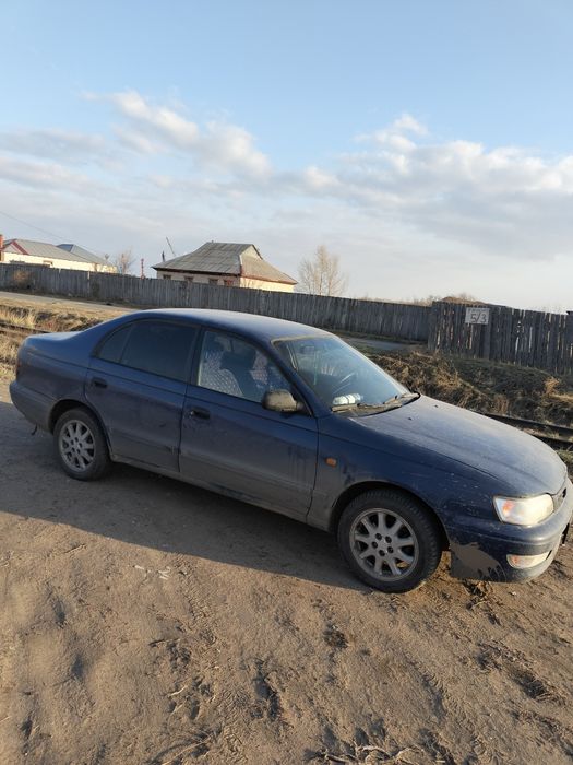 Продам Карину е 1992г