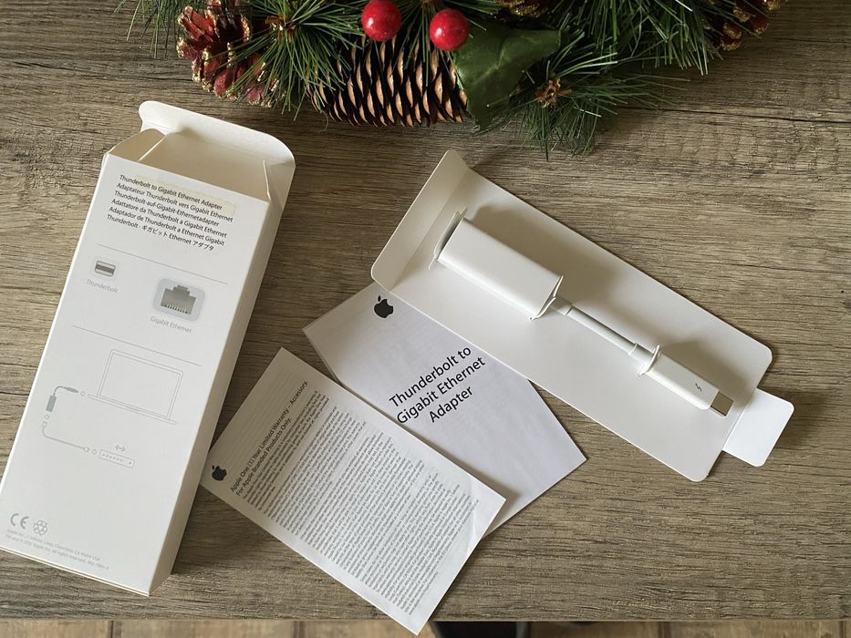 Adaptor original Apple Thunderbolt la placa retea Gigabit Ethernet