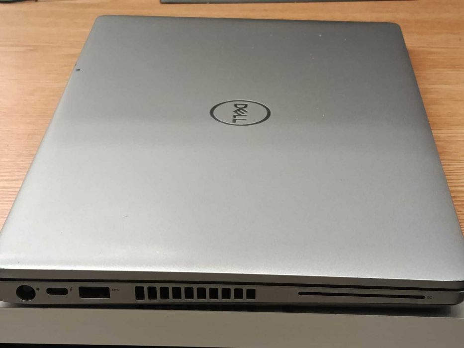 Dell Latitude 5411 i5-10400H 8GB 256GB SSD Win 10 Pro – Garanție 24 Luni