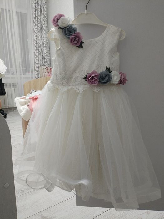 Платье детские парадные