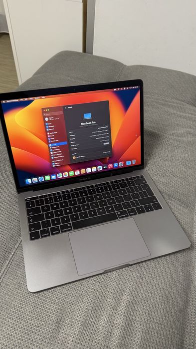 Macbook pro 13" 2017 i3