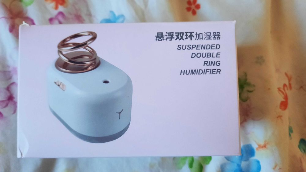 Umidificator de aer cu Difuzor de aroma si inel dublu suspendat cu lumina colorata pentru noapte, nou nefolosit