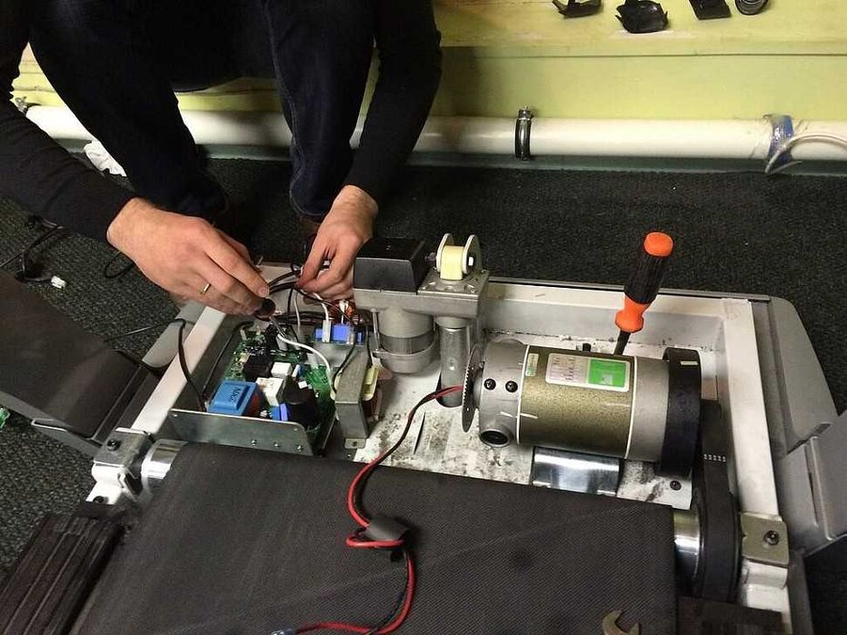 Ремонт беговых дорожек