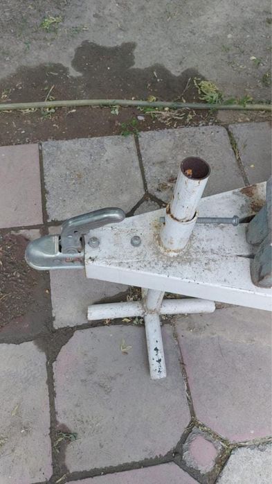 Будка на колесах