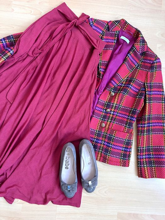 Разкошна широкопола дълга пола в хубав цвят Esprit