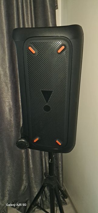 Vând boxa JBL 310 ca nouă