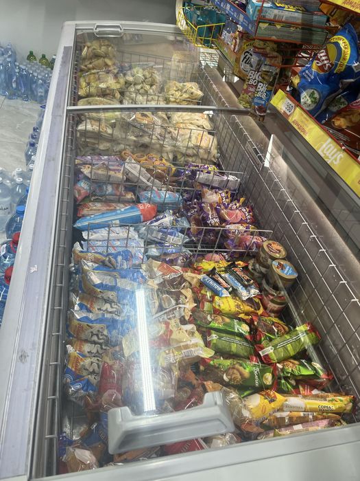 Витринный Холодильник