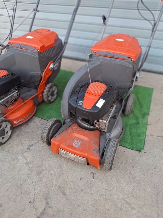Бензинова самоходна косачка Husqvarna