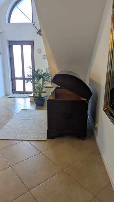 Ladă stejar masiv din anul 1854 feronerie original