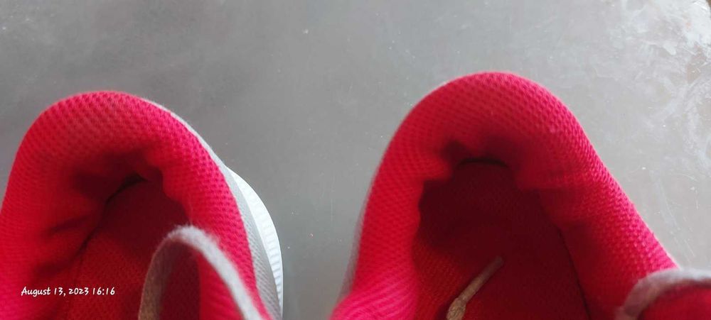 Маратонки найк 36 номер