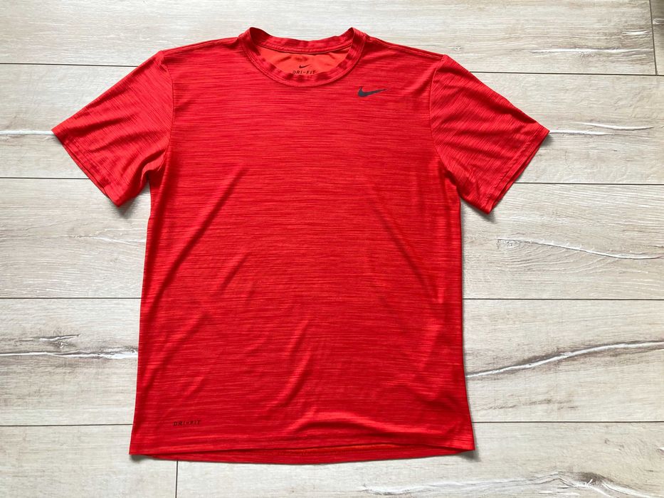 Найк Nike Dri Fit мъжка тениска размер М