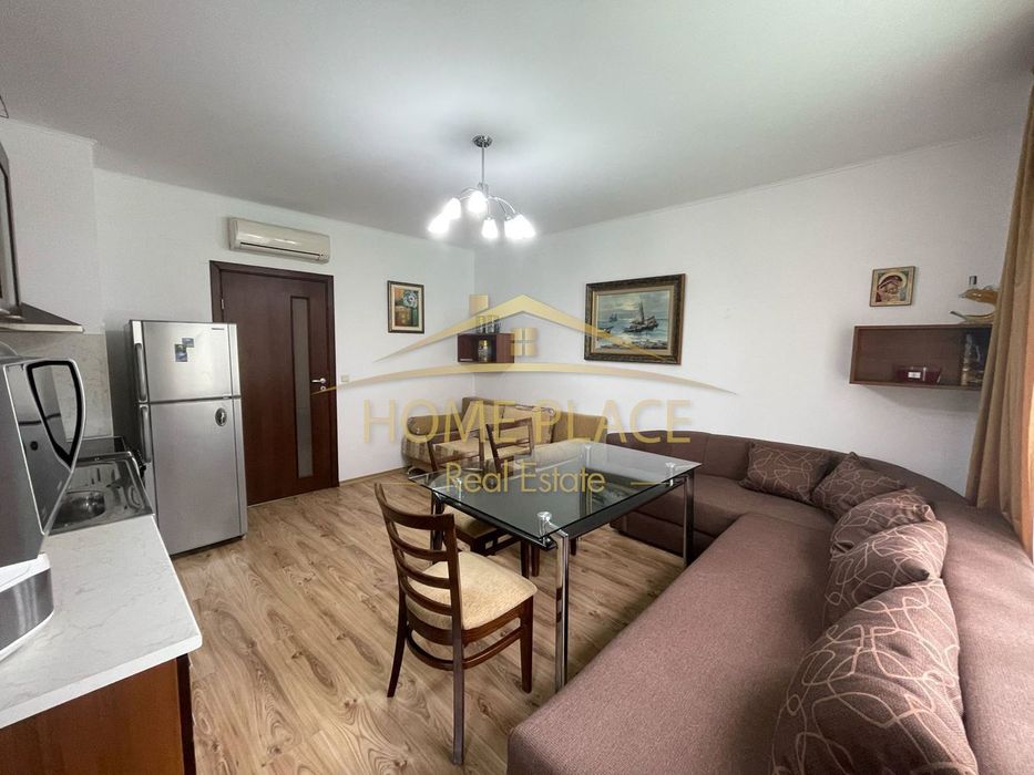 Дава се под наем Двустаен апартамент в к.к. Св.Св. Константин и Елена - 80 кв.м за 612 € - Снимка #1