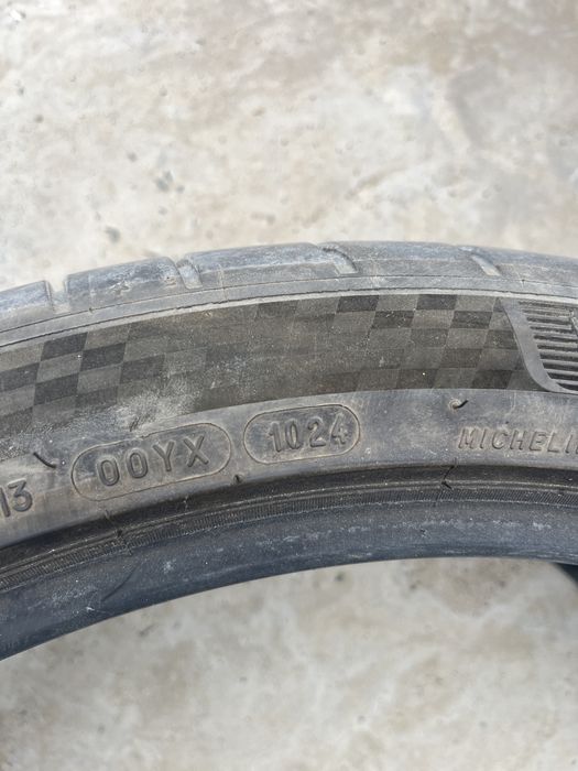 Vand  Anvelope Michelin 285/35R22 de vara DOT 1024