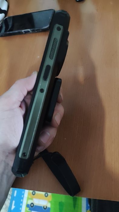 Продам  Ulefone armor 21  телефон