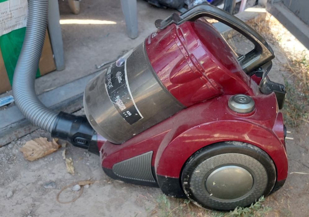 Пылесос artel б.у.