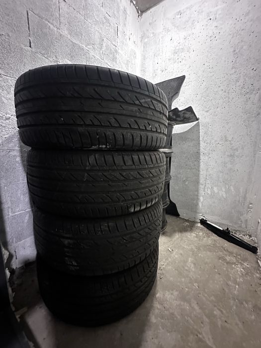 Шины б/у в хорошем состояний