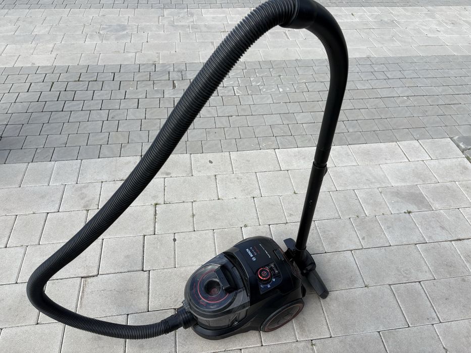 Продам пылесос Bosch