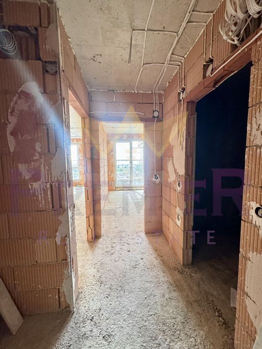 Продава се Двустаен апартамент в Варна, Владислав Варненчик - 62 кв.м за 1402 €/кв.м - Снимка #4