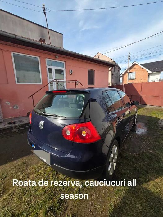 Vand VW Golf5 in stare foarte buna! Pret negociabil