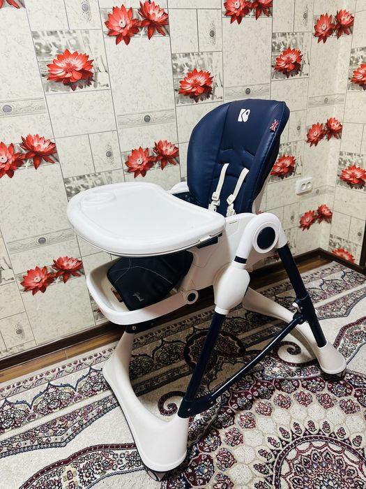 Стульчик для кормления от Karma baby