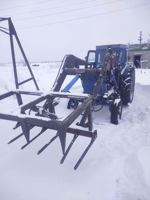 Трактор без вложений