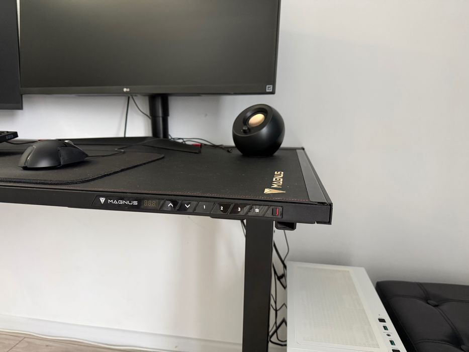 Birou Secretlab MAGNUS Pro