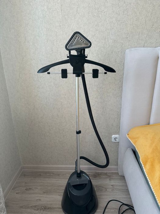 Продам отпариватель Tefal