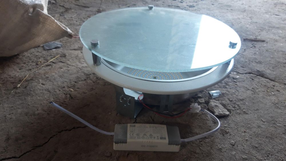 Продам софиты светодиодные б/у