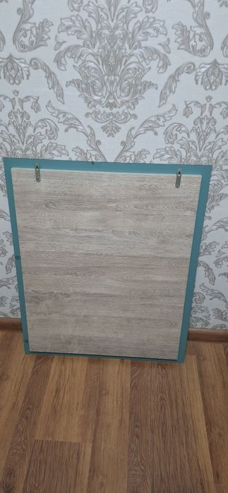 Продам зеркало 65х80