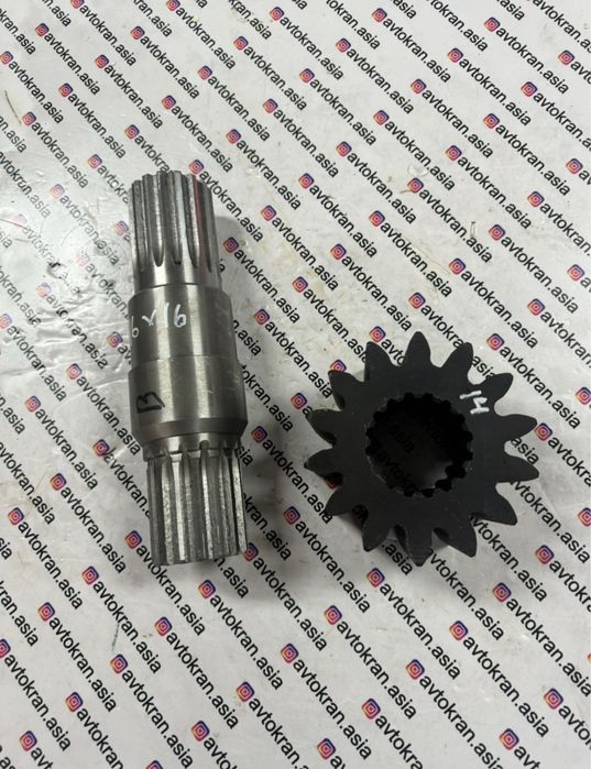 Редуктор механизма поворота