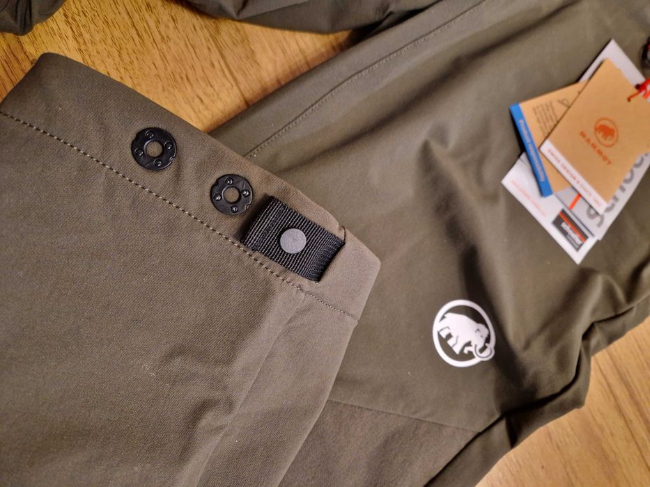 Pantaloni tura, drumetie,vanatoare MAMMUT Courmayeur, masuri 48-50