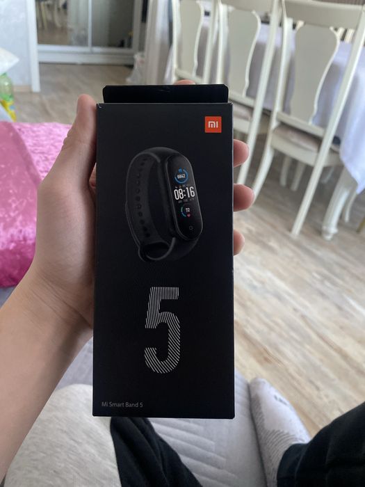 Часы  mi smart Band 5