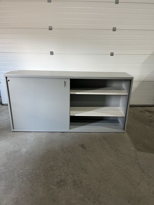 Dulap metalic profesional cu uși glisante – stare foarte bună