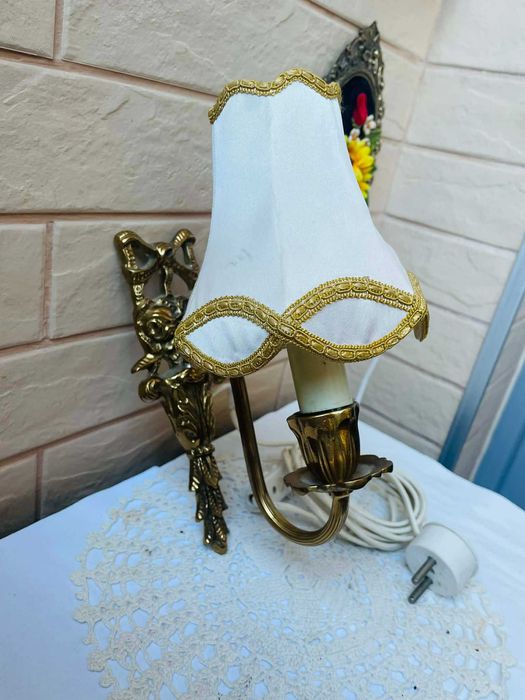 Красива месингова лампа за стена от Англия