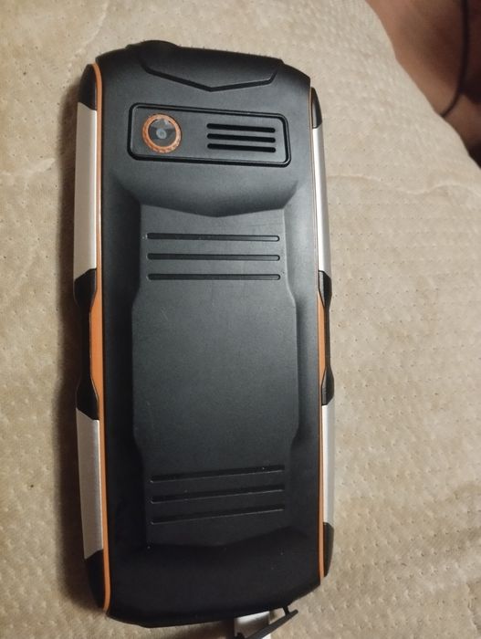 Продается кнопочный телефон texet