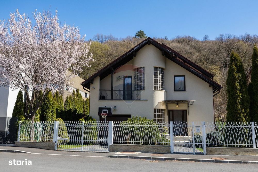 Vilă individuală de excepție | Green Valley, Brașov | Cartier privat