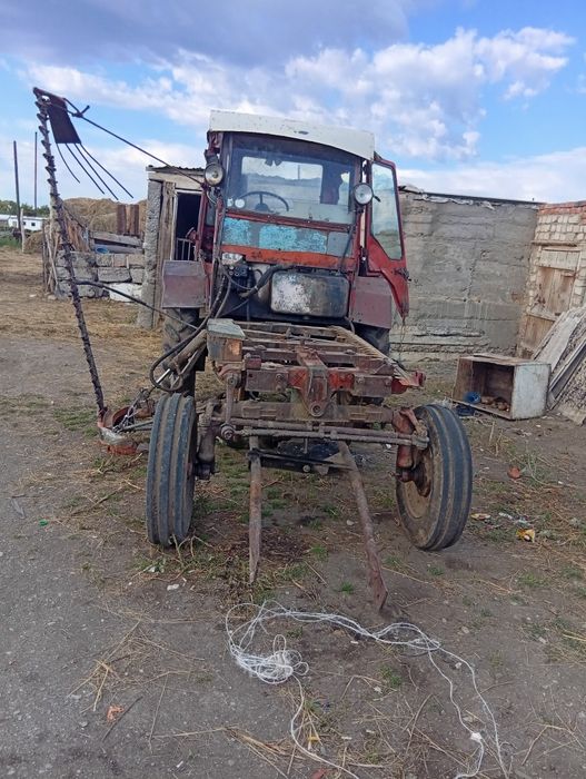 Продам трактор Т-16