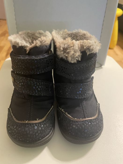 Детски боти за момиче номер 21